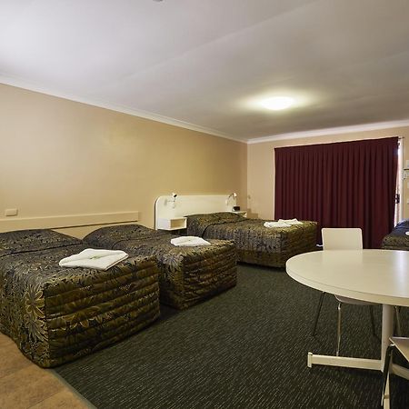 Jefferys Motel Toowoomba Exterior photo